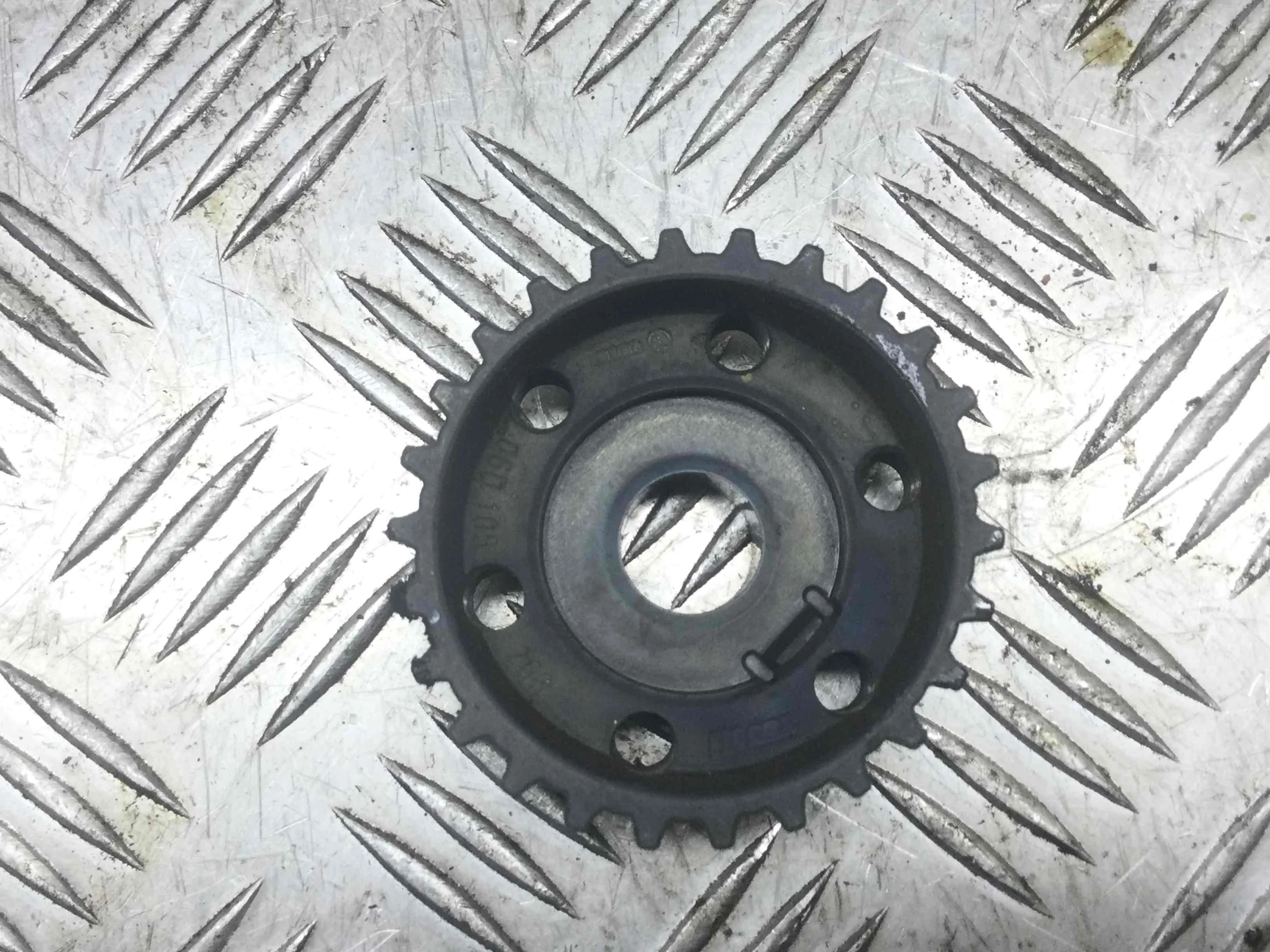 Шестерня коленвала Audi A3 8P/8PA [рестайлинг] (2004-2008) бензин 2.0 TFSI Механика Х/б