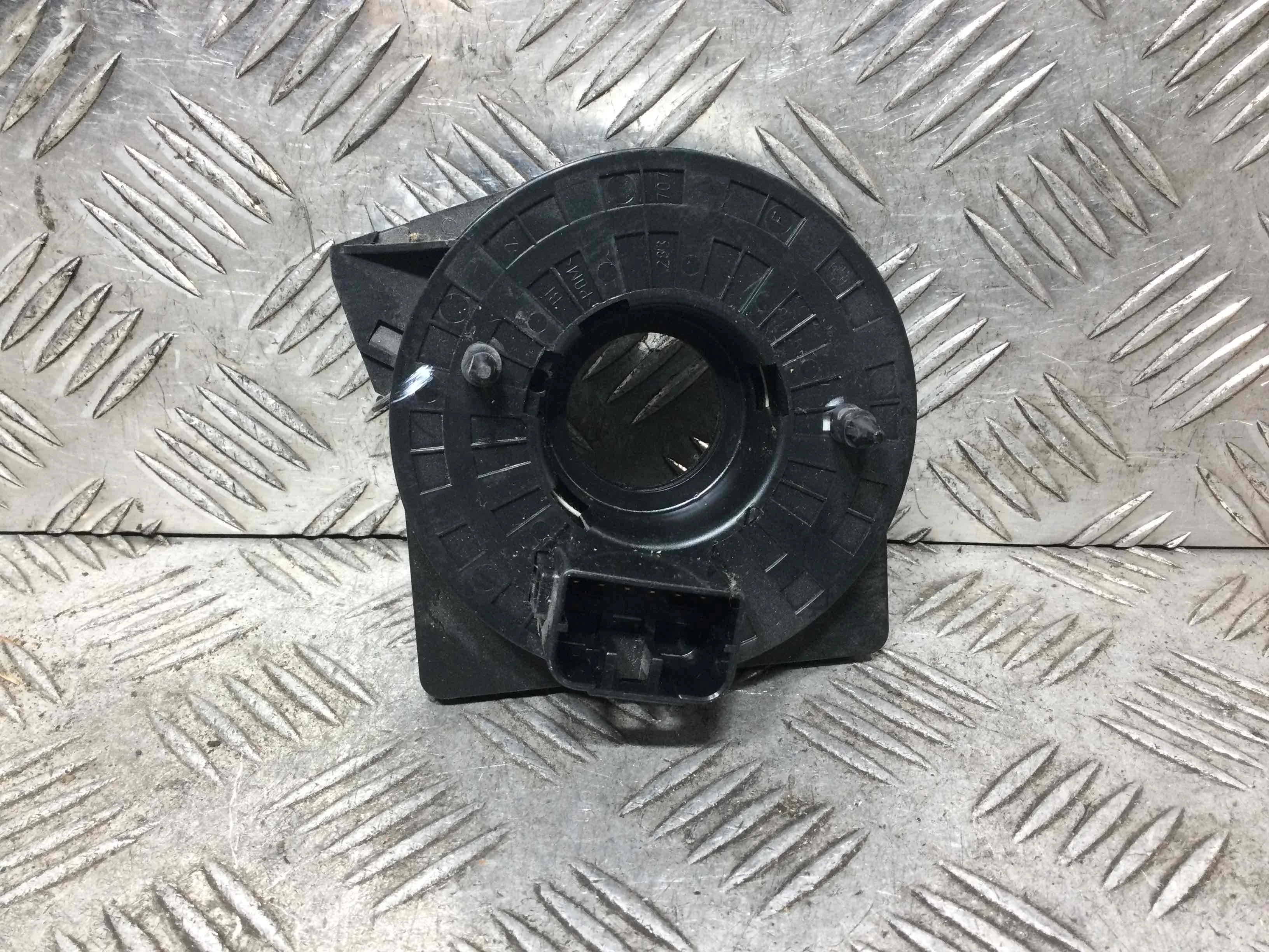 Шлейф руля SEAT Ibiza 4 поколение (2008-2012) бензин 1.2 i Механика Х/б