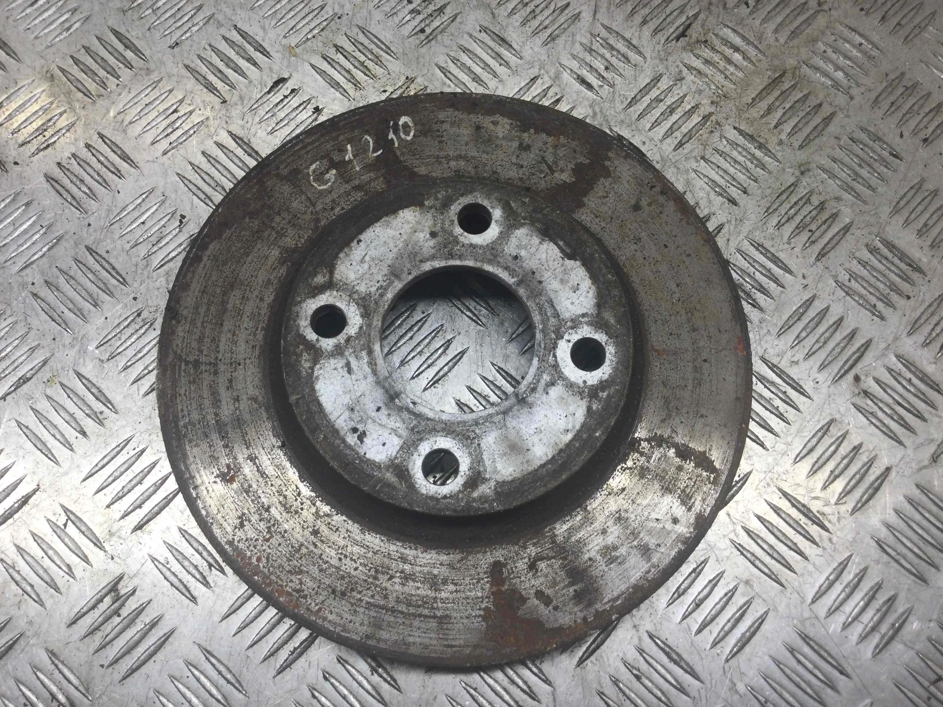 Диск тормозной передний Ford Focus 1 поколение [рестайлинг] (2001-2005) бензин 1.6 i Механика Х/б