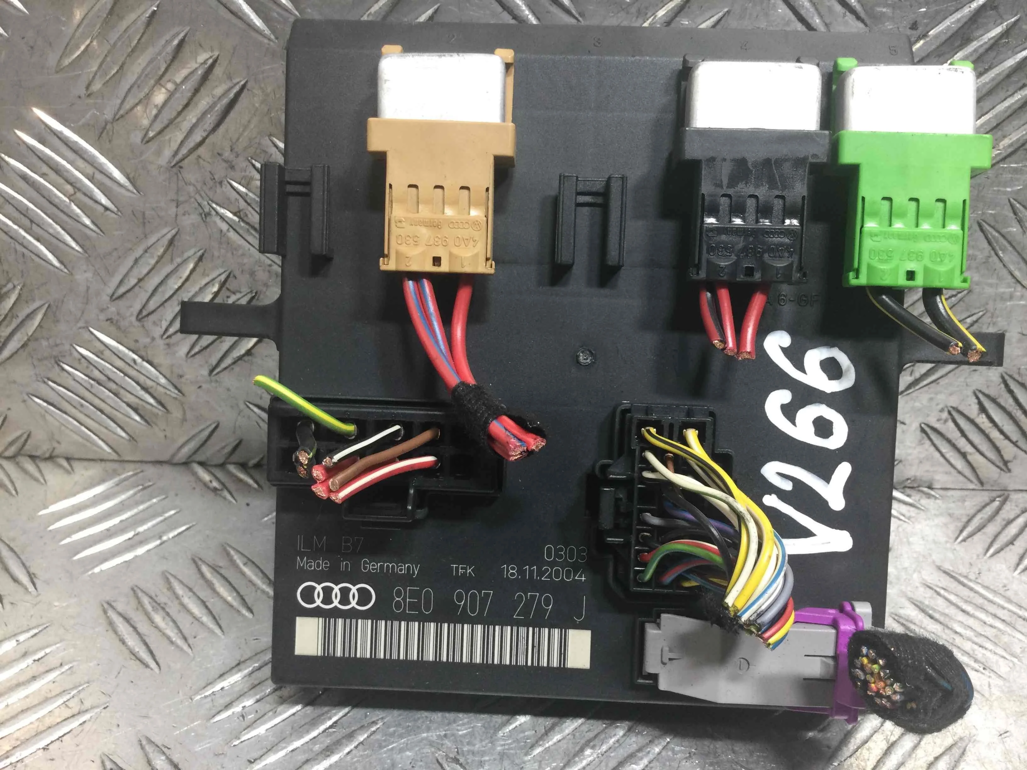 БЛОК BSM Audi A4 B6 (2000-2005) дизель 2.5 TDI Автомат Универсал