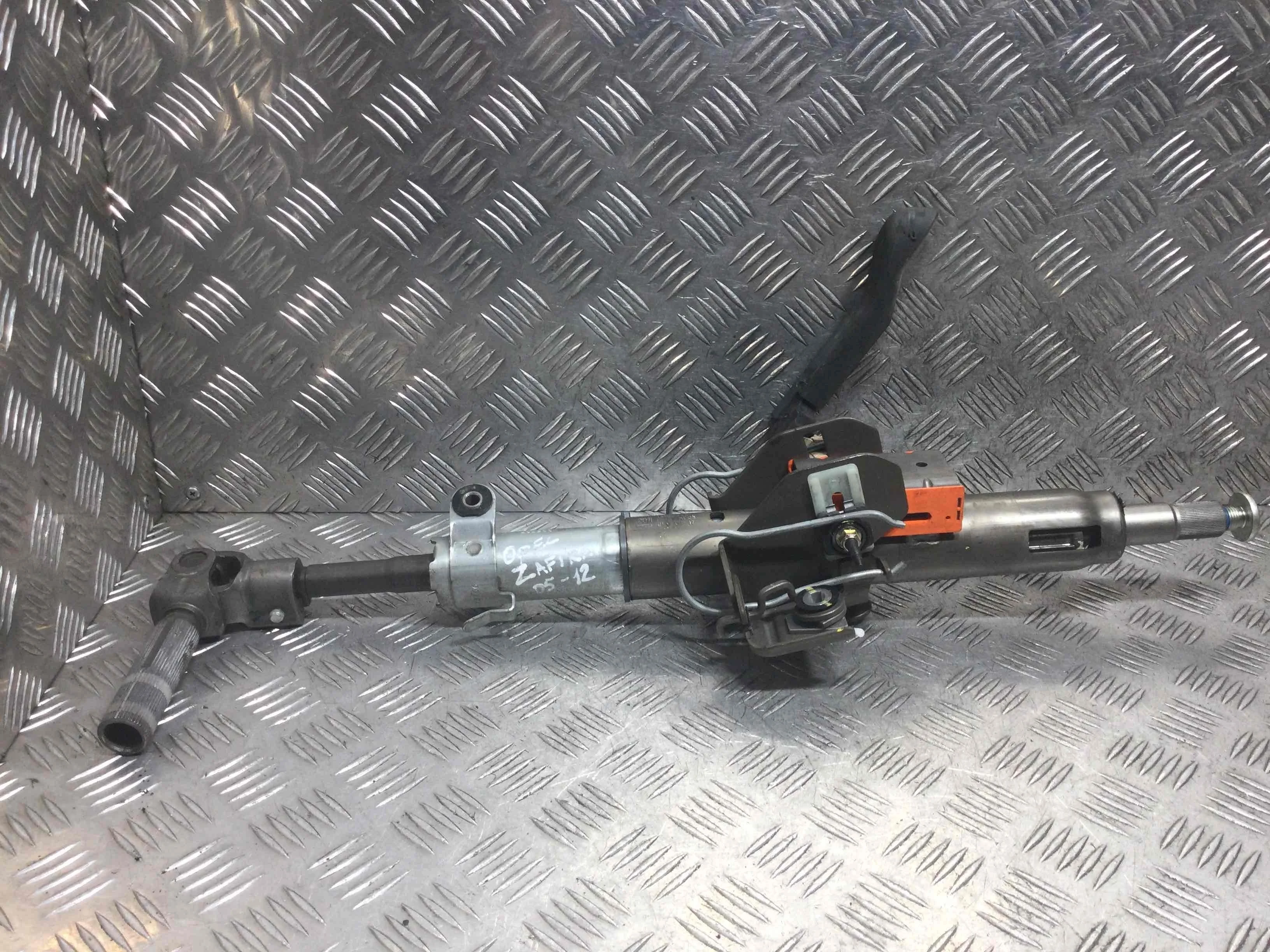 Рулевая колонка Opel Astra H 2004-2007 дизель 1.9 CDTI Механика Универсал