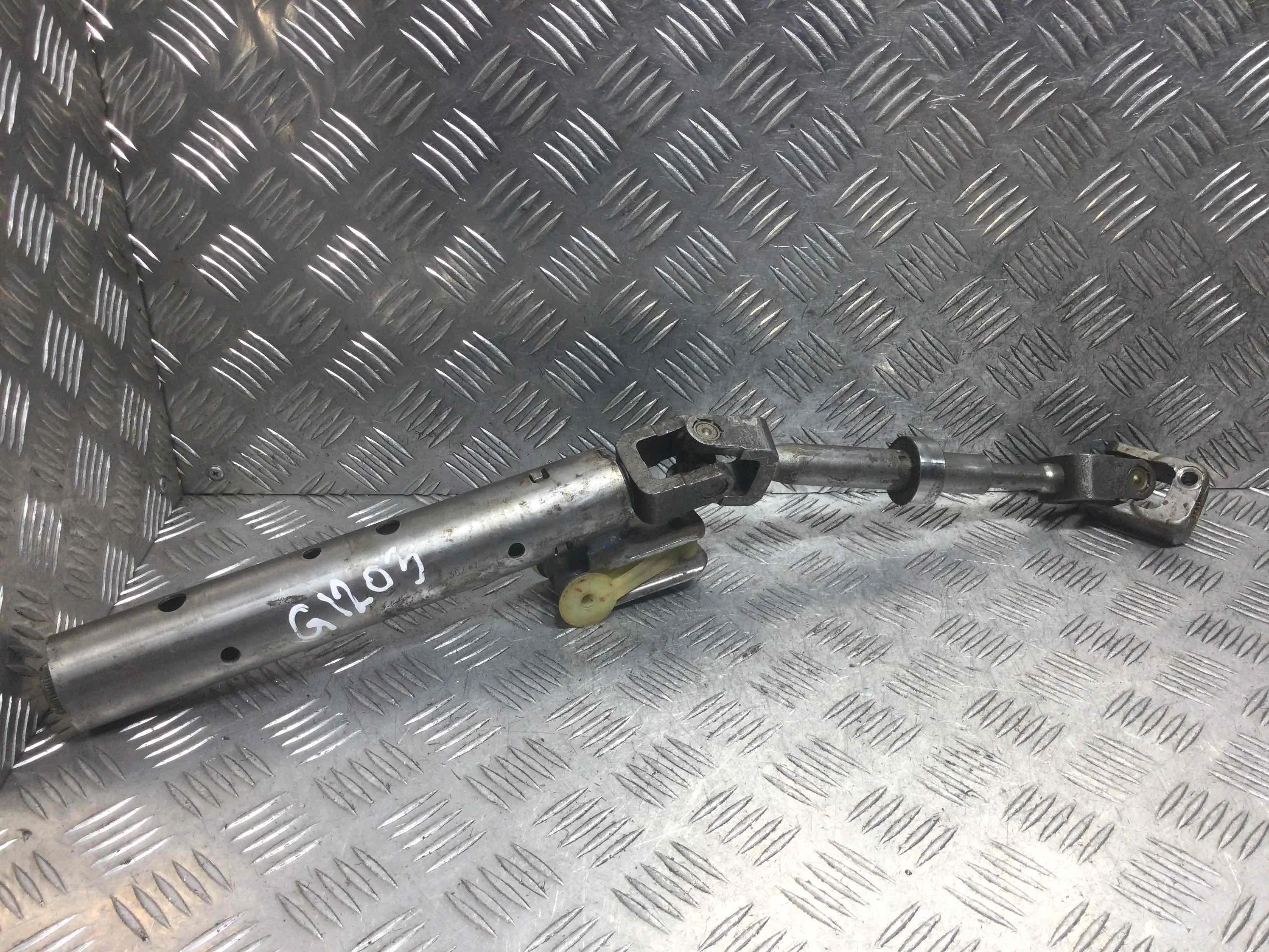 Рулевой карданчик Audi A3 8L (1996-2000) бензин 1.8 i Механика Х/б