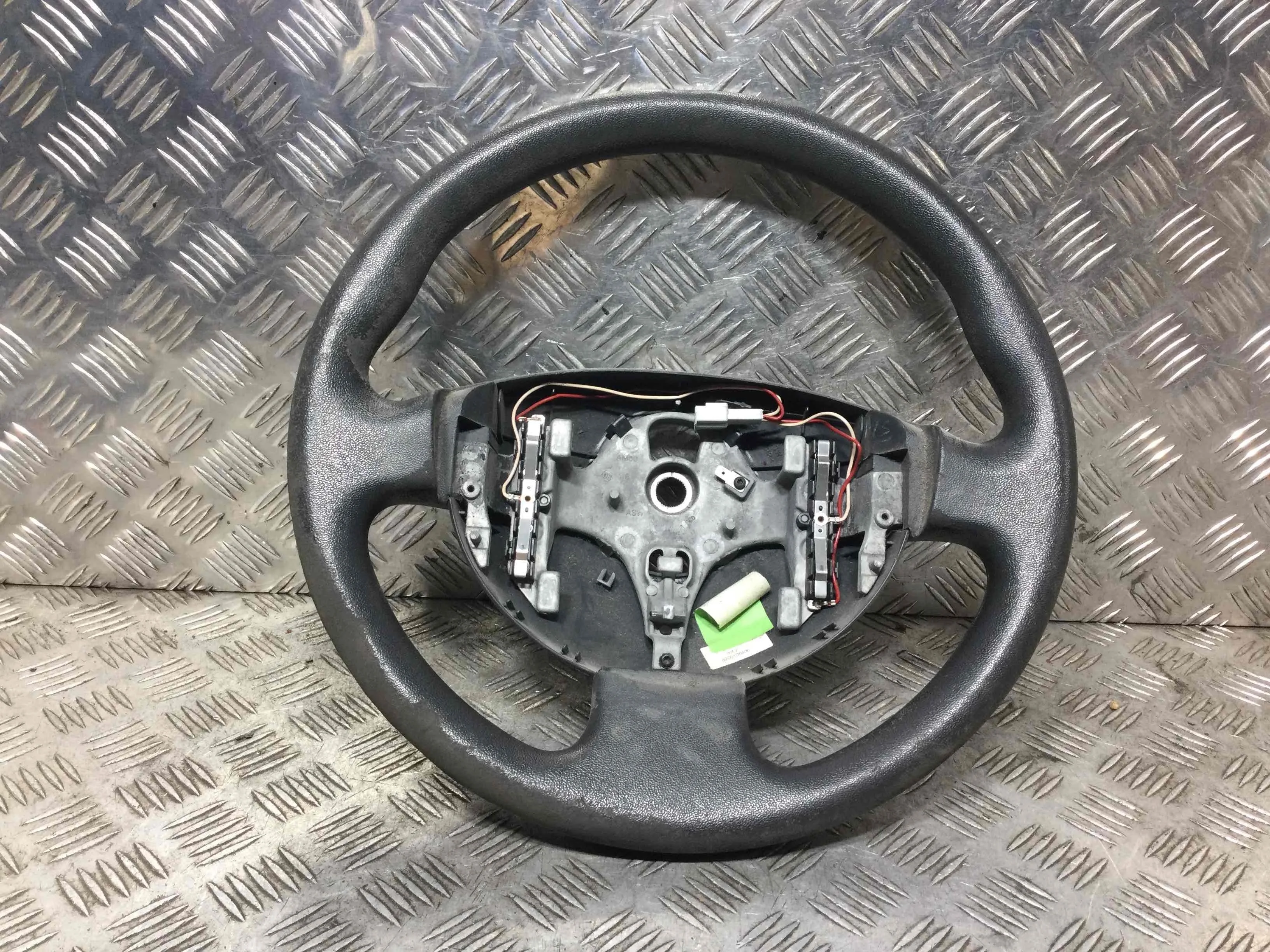 Руль Renault Scenic 2 поколение [рестайлинг] (2006-2009)