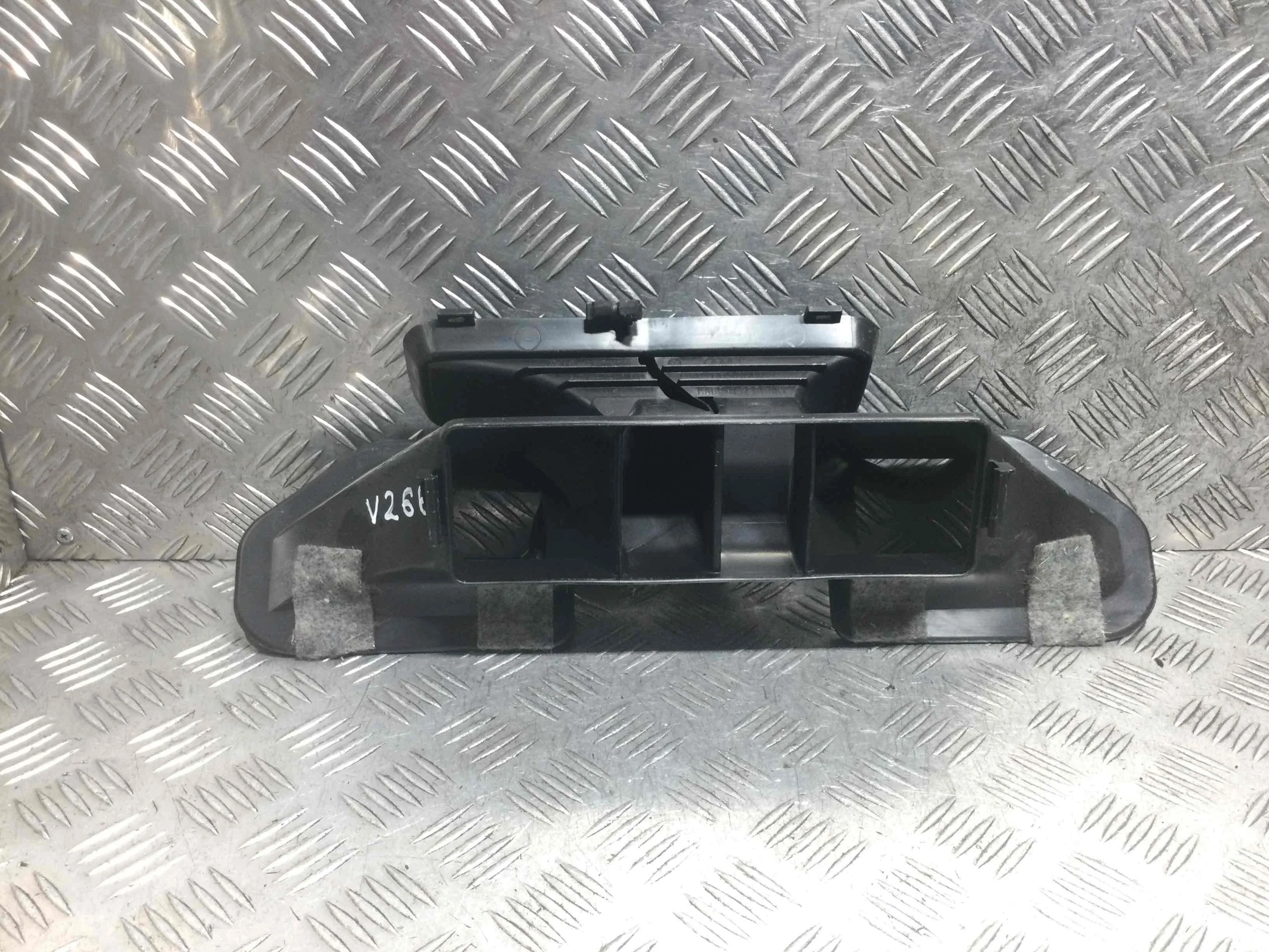 Воздуховод Audi A4 B6 (2000-2005) дизель 2.5 TDI Автомат Универсал