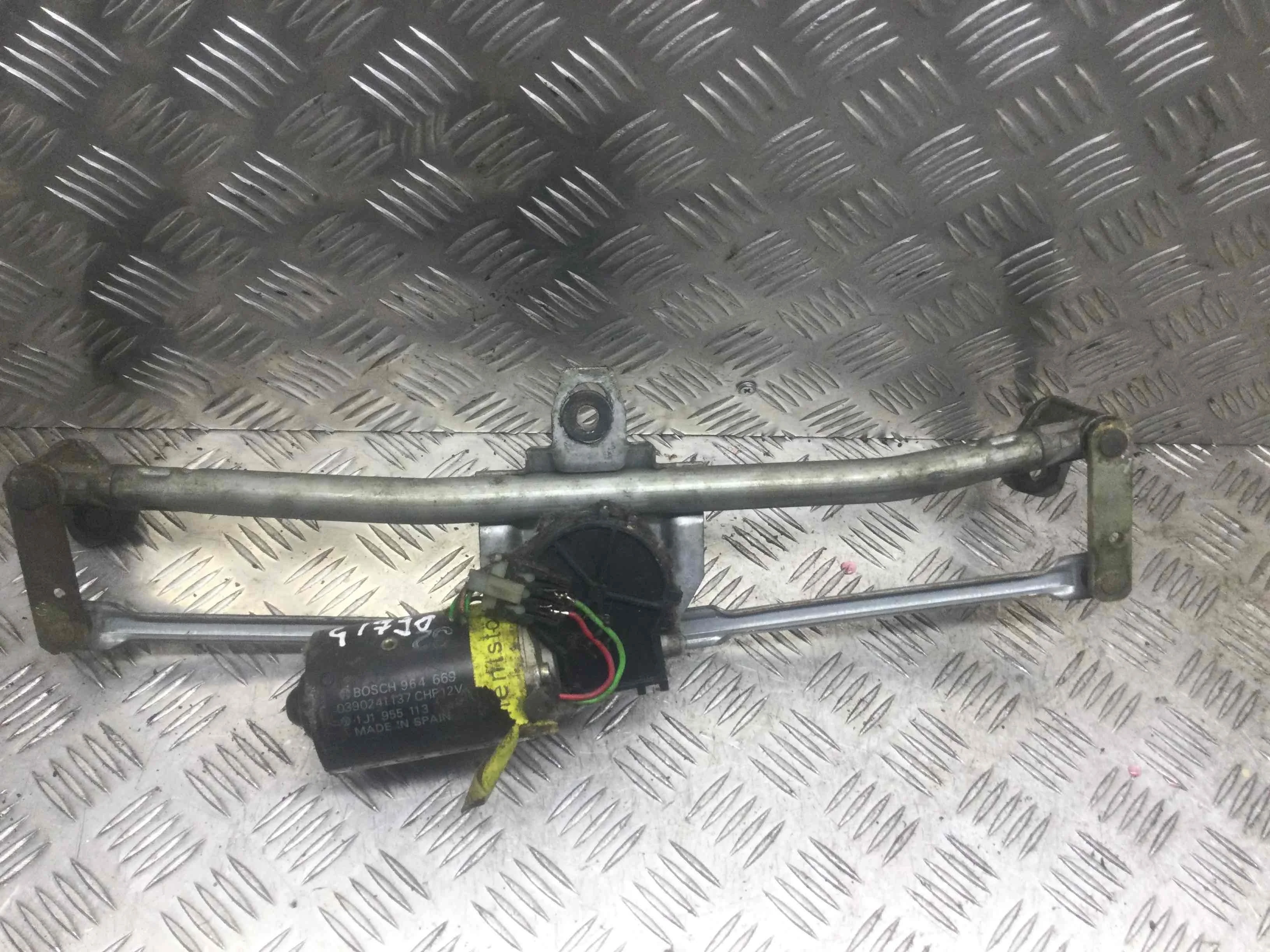 Механизм стеклоочистителя (трапеция дворников) Audi A3 8L [рестайлинг] (2000-2003) бензин 1.8 i Механика Х/б