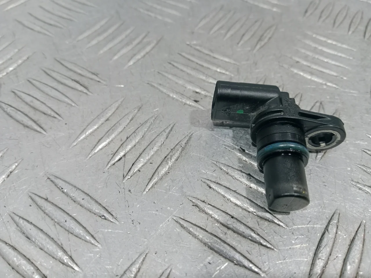[Б/У] Датчик положения распредвала [Код: 00640848 ]