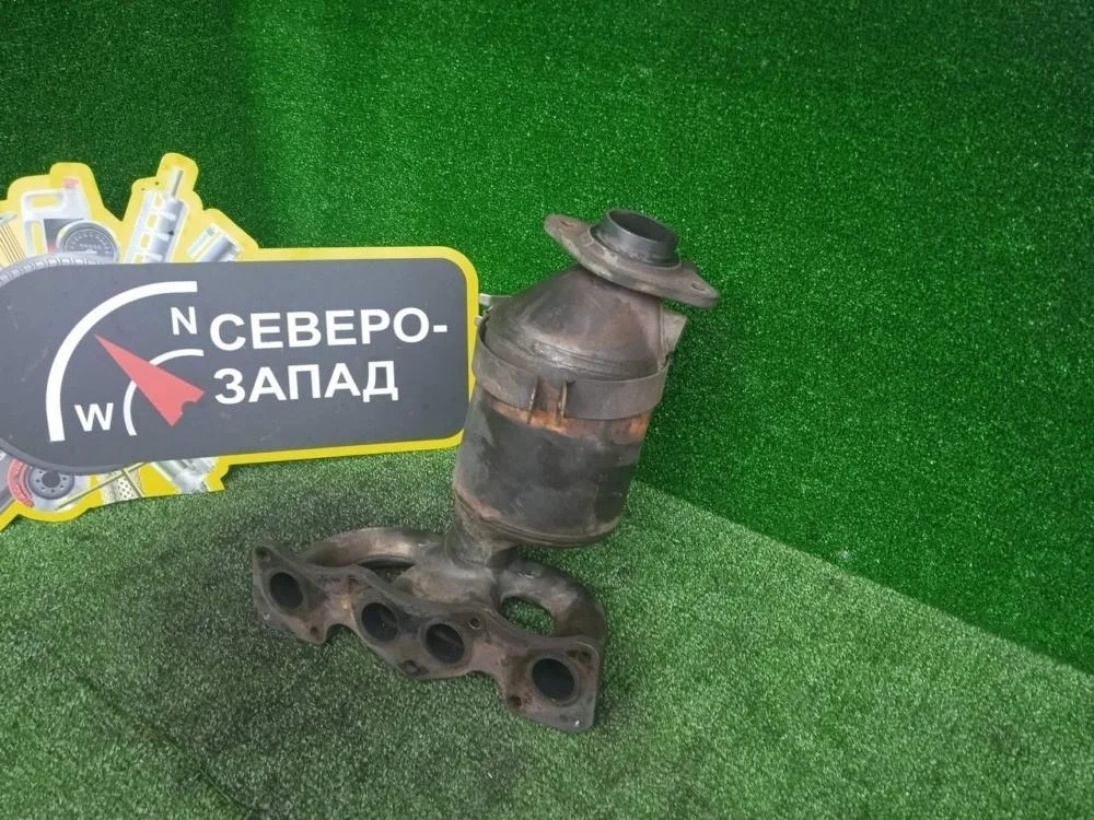 Коллектор выпускной с катализатором Renault Logan 2021 208A03629R L52 K7M812