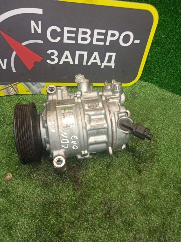 Компрессор кондиционера Audi Q5 2013 8K0260805L 8R CDN