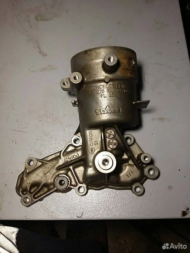 Корпус масляного фильтра Mercedes-Benz S-класс W221 рестайлинг (2009—2013)