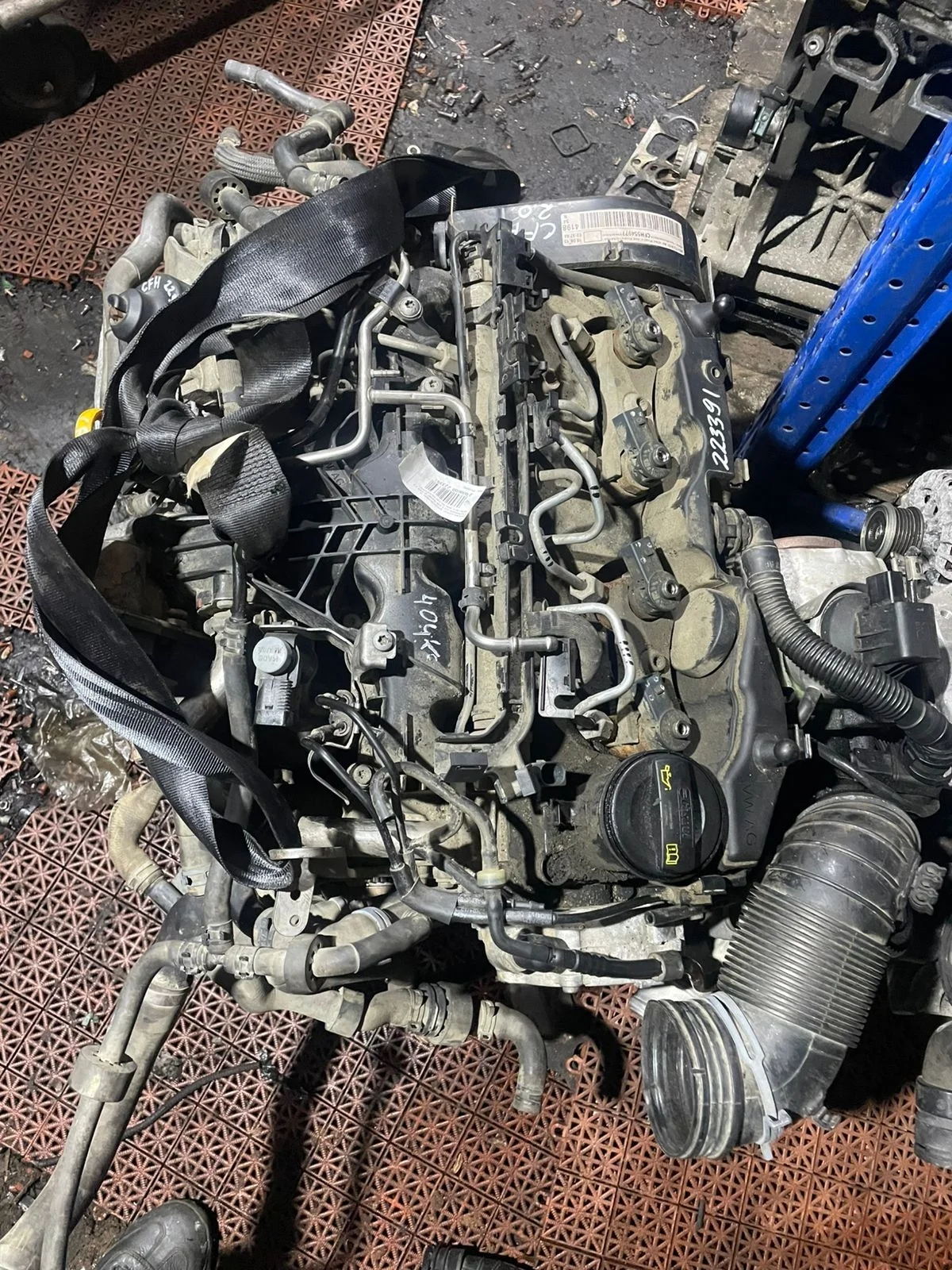 Рейка топливная, рампа AUDI A3, SKODA OCTAVIA A7, VOLKSWAGEN GOLF 7, PASSAT B7, CADDY, TOURAN  2,0 CFH 2011- б/у A3(2004-2013);OCTAVIA 1Z(2004-2012);GOLF 6(2009-2013);CADDY(2004-2014);PASSAT B7(2011-2015)