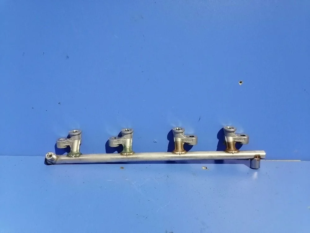 Рампа топливная Mazda 6 GJ (2012—2015) PE0113150