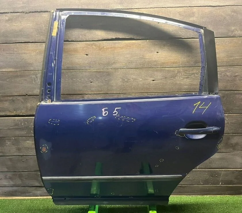 Дверь задняя левая Volkswagen Passat b5