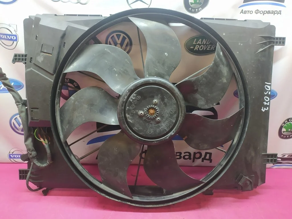 Вентилятор радиатора MB W204 W212 GLK X204 W218