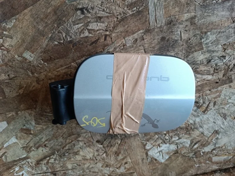 Лючок бензобака Audi A6 2006 4F2