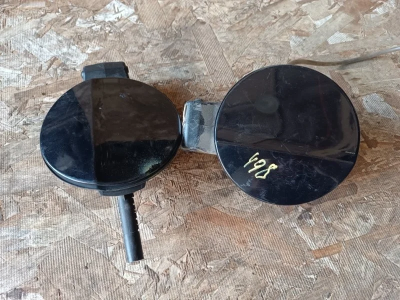 Лючок бензобака Volkswagen Passat 2007 3C5