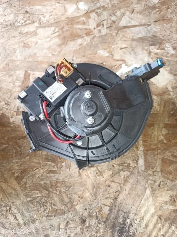 Мотор печки Audi A6 2006 4F5