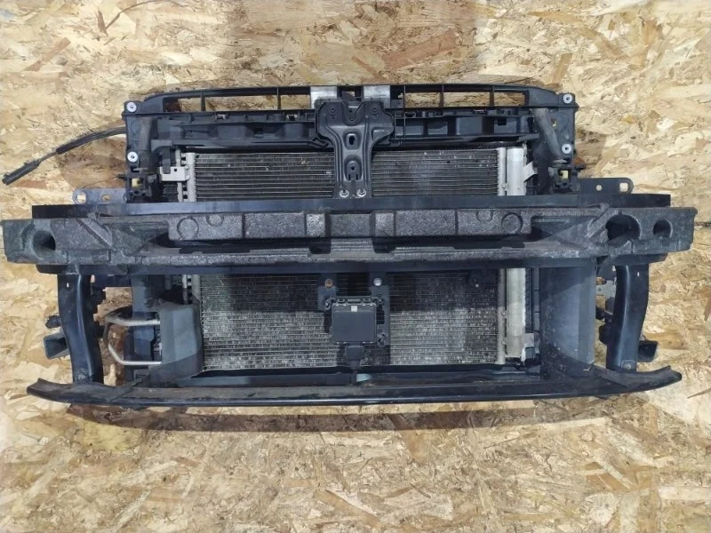 Панель передняя в сборе Volkswagen Golf 2016 5G1