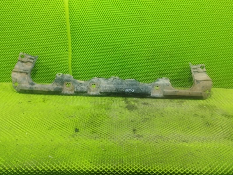 Пыльник переднего бампера Toyota Hilux 8 2020 52129KK010 ПИКАП 1GD