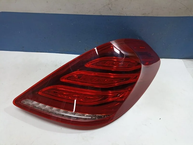 Фонарь Mercedes-Benz S A2229065501 W222, задний правый