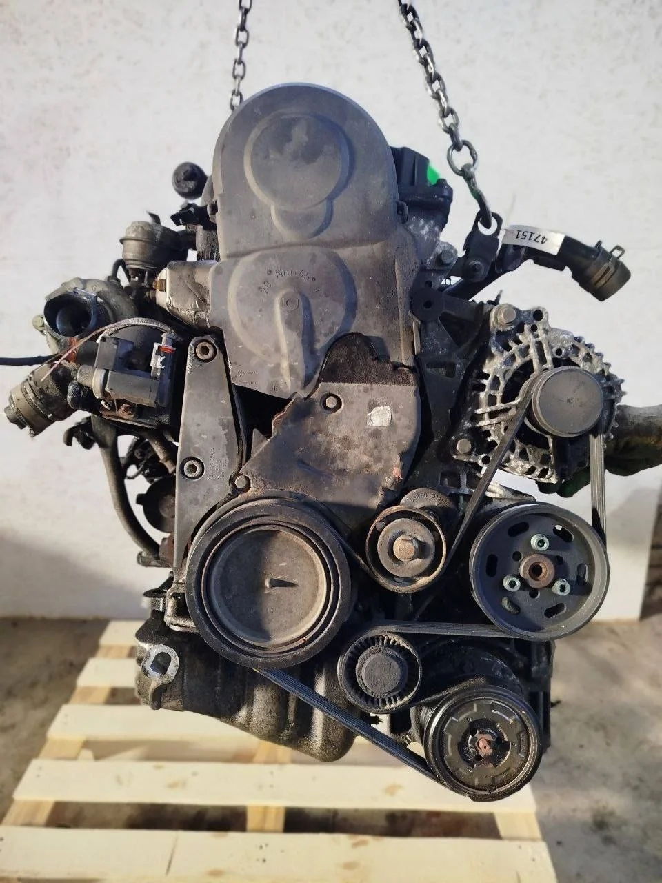 Двигатель AVF Audi A4 B6 (S4,RS4) 1.9 Дизель