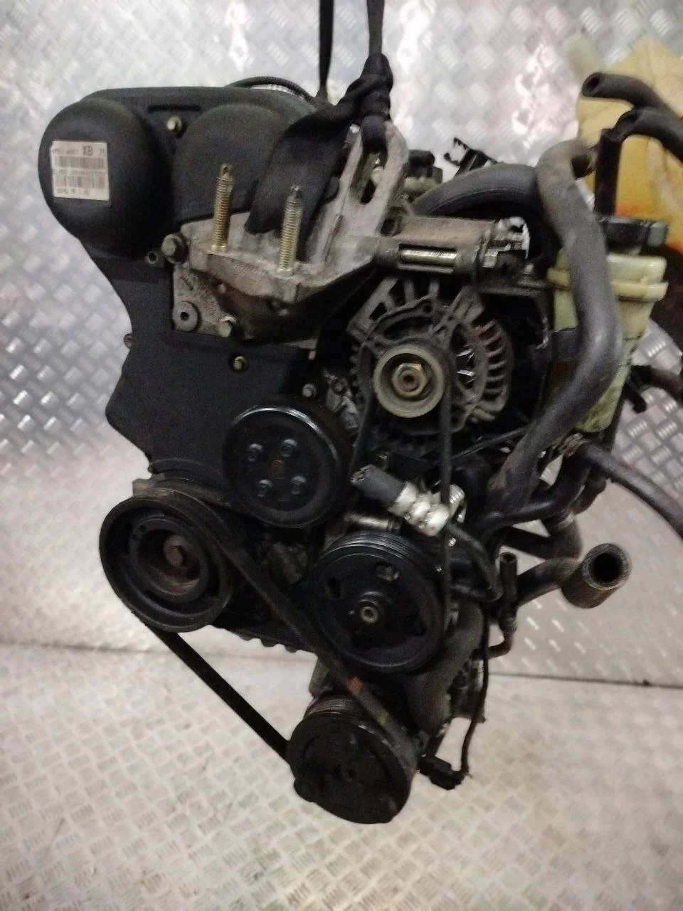 Двигатель HWDA Ford Focus 2 1.6 Бензин