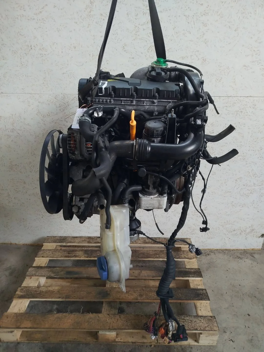 Двигатель AVF Audi A6 C5 (S6,RS6) 1.9 Дизель