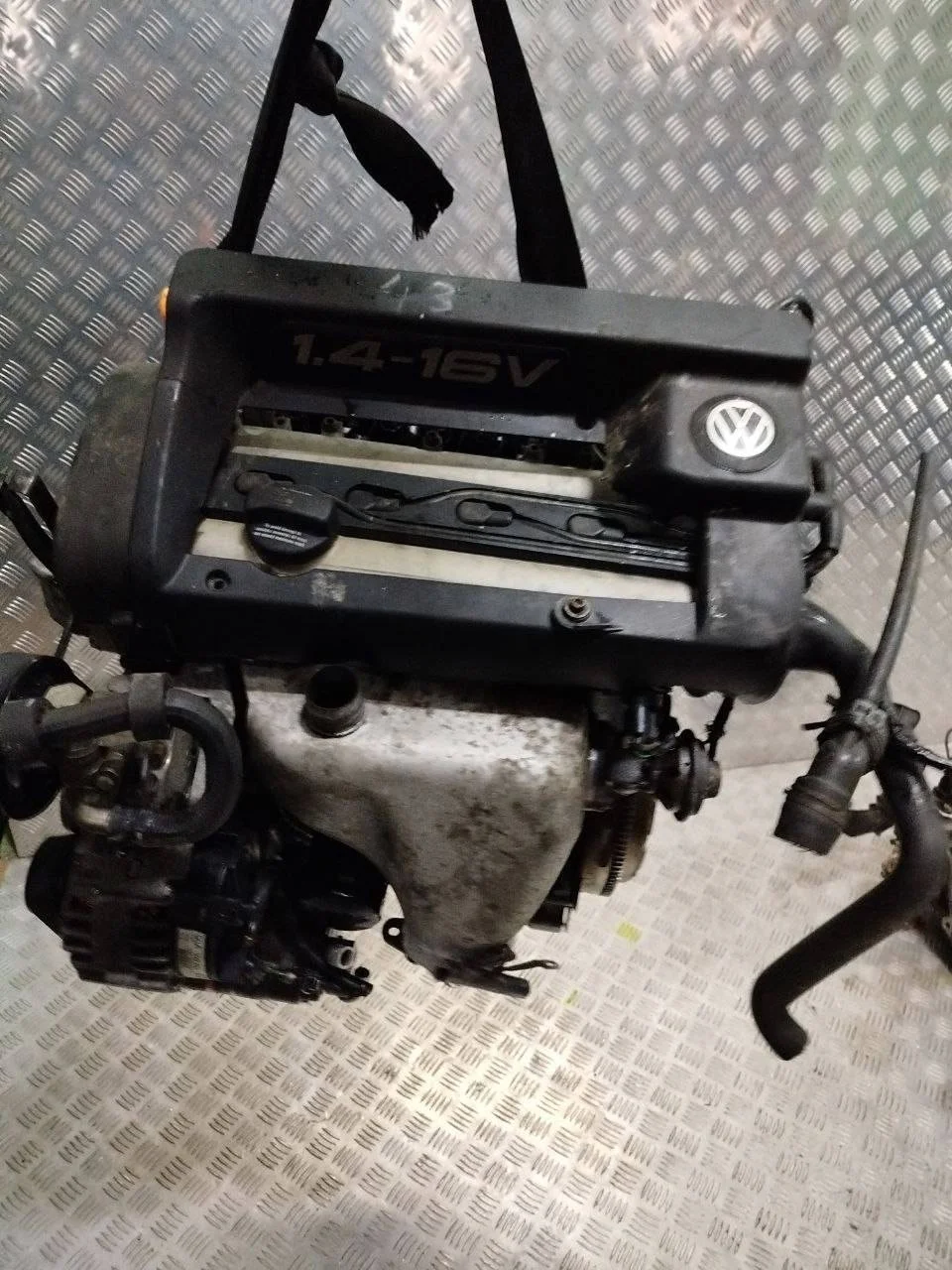 Двигатель AKQ Volkswagen Bora 1.4 Бензин
