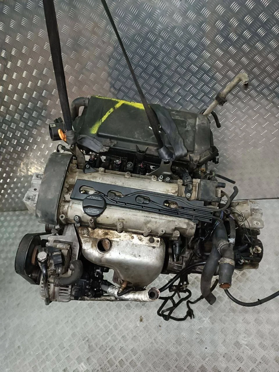 Двигатель AKQ Volkswagen Golf 4 1.4 Бензин