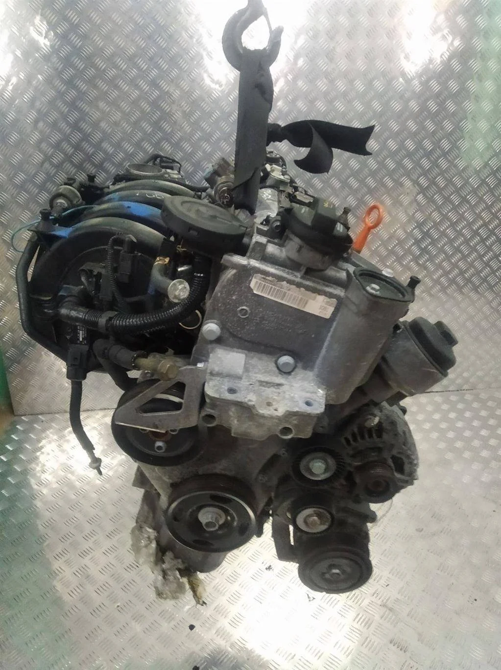 Двигатель BLF Volkswagen Golf 5 1.6 Бензин