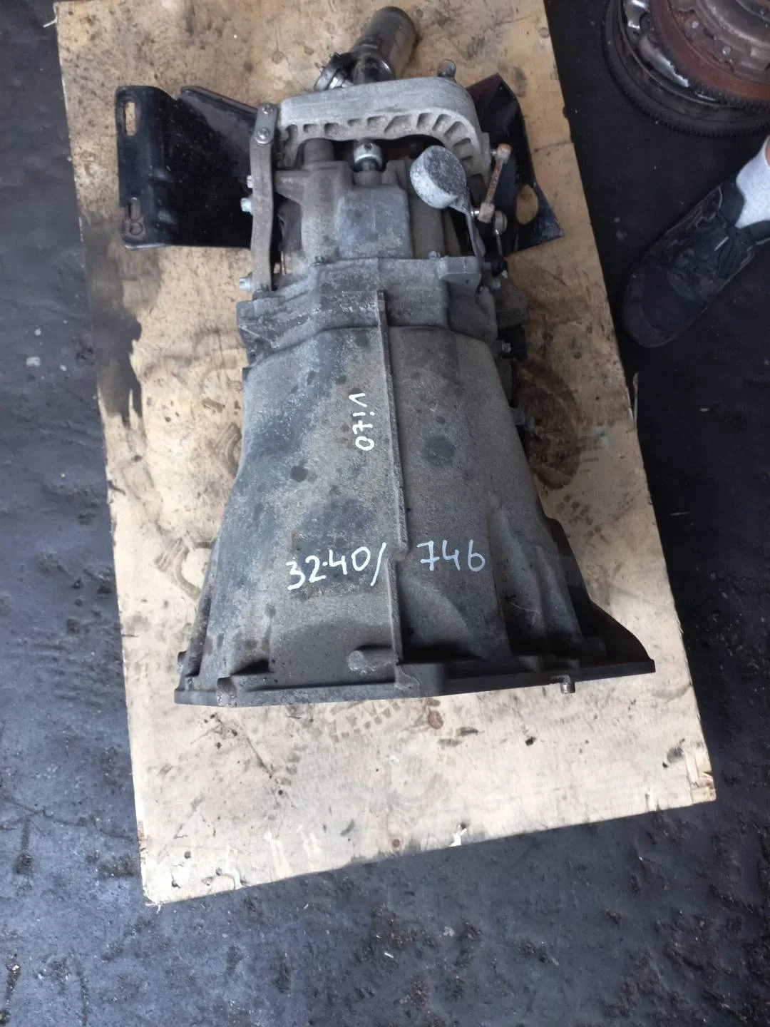 КПП (Коробка передач механическая) 646980 Mercedes-Benz Vito W639 0.0 0