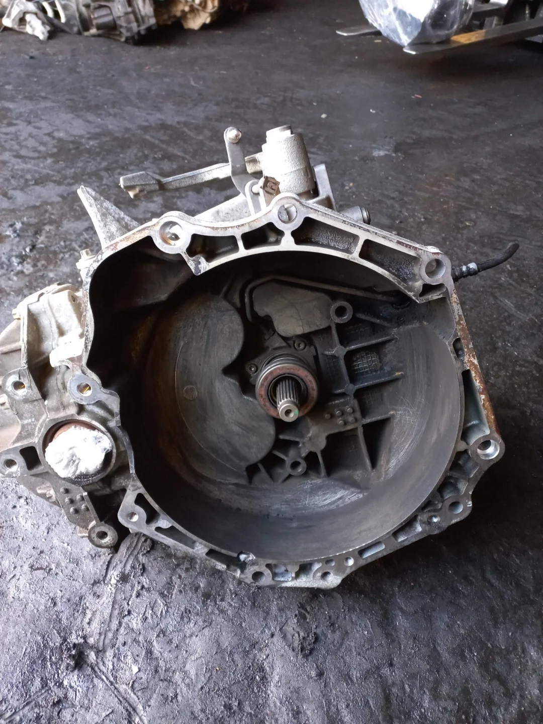 КПП (Коробка передач механическая) 55192042 Opel Astra J 0.0 0
