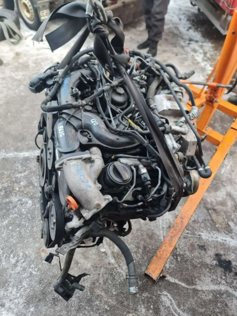 Двигатель BUG Audi Q7 4L 3.0 Дизель
