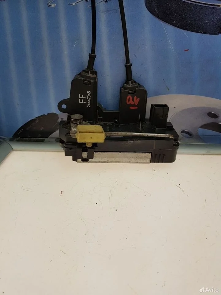 Замок двери задней левой opel vectra c