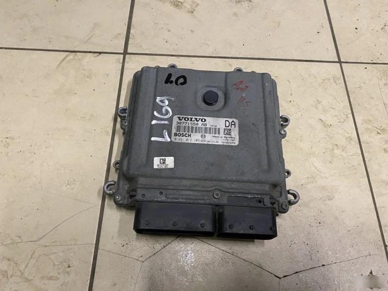 Блок управления ДВС Volvo Xc90 36002593