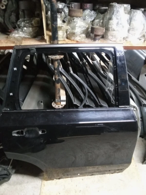 Дверь Volvo 32420616, задняя правая