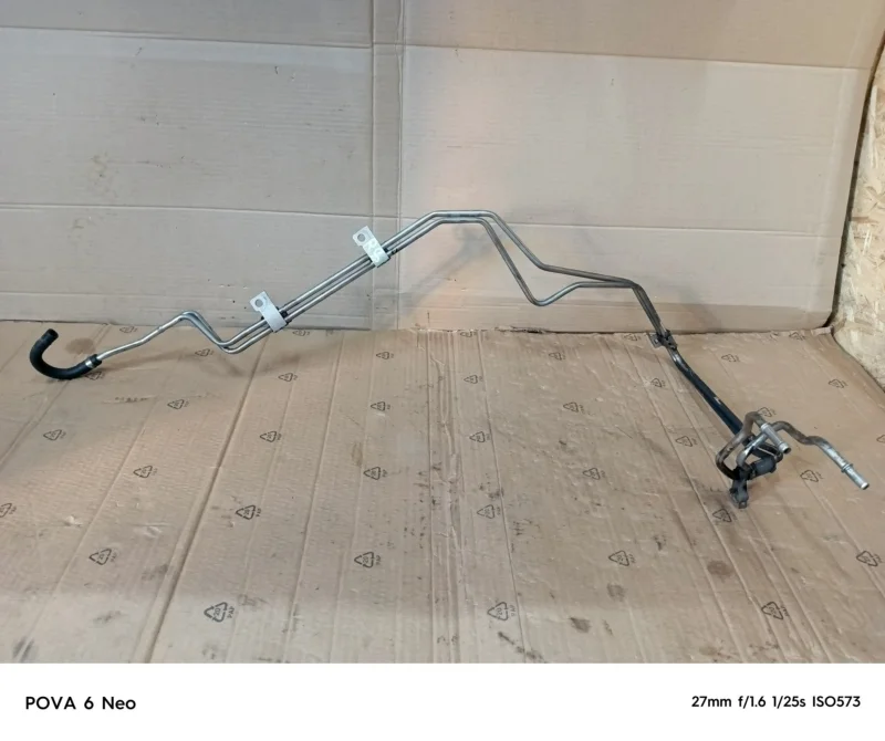 Трубка топливная Volvo Xc90 2009 30757516 D5244T4