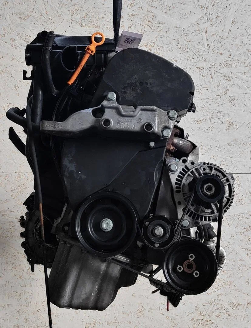 Двигатель AKQ Volkswagen Golf 4 1.4 Бензин