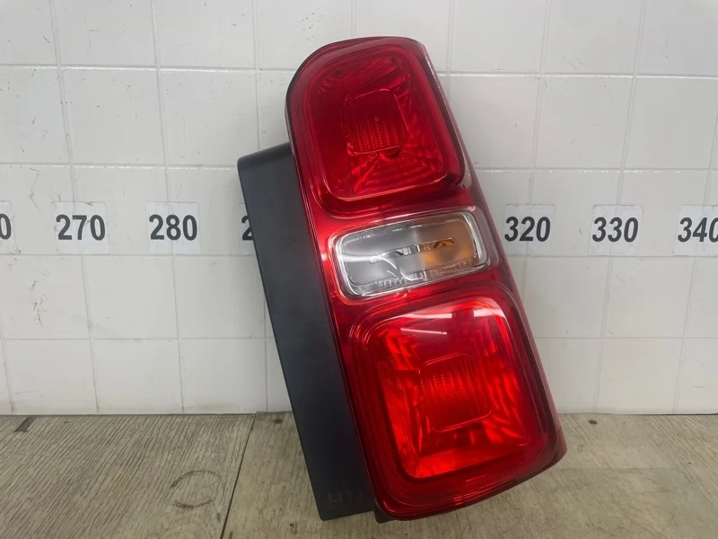 ФОНАРЬ PEUGEOT TRAVELLER 2012 2013 2014 2015 2016 2017 2018 2019 2020 2021 9808243080, задний правый