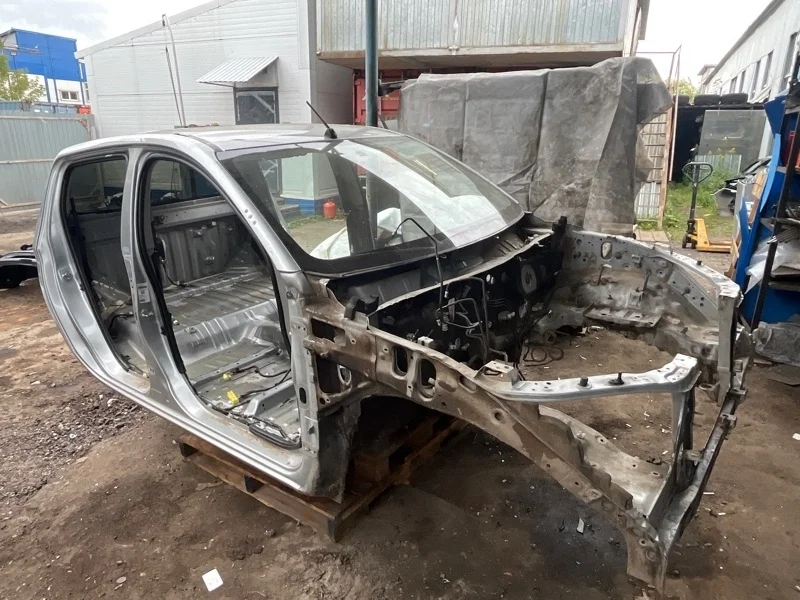 Кабина Mitsubishi L200 2015- 2015- 5290C935