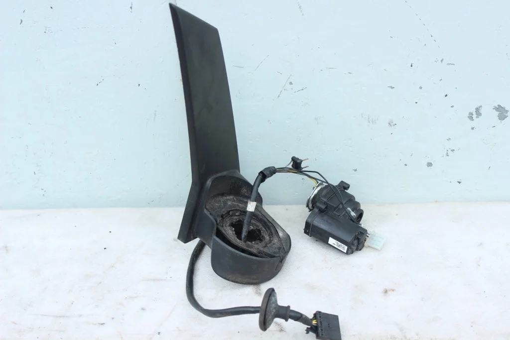 Основание зеркала Rh 7 конт. 4,5 дв. Opel Astra J