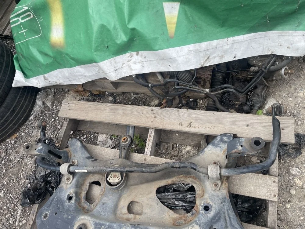 стабилизатор передний skoda octavia A7 VW golf 7