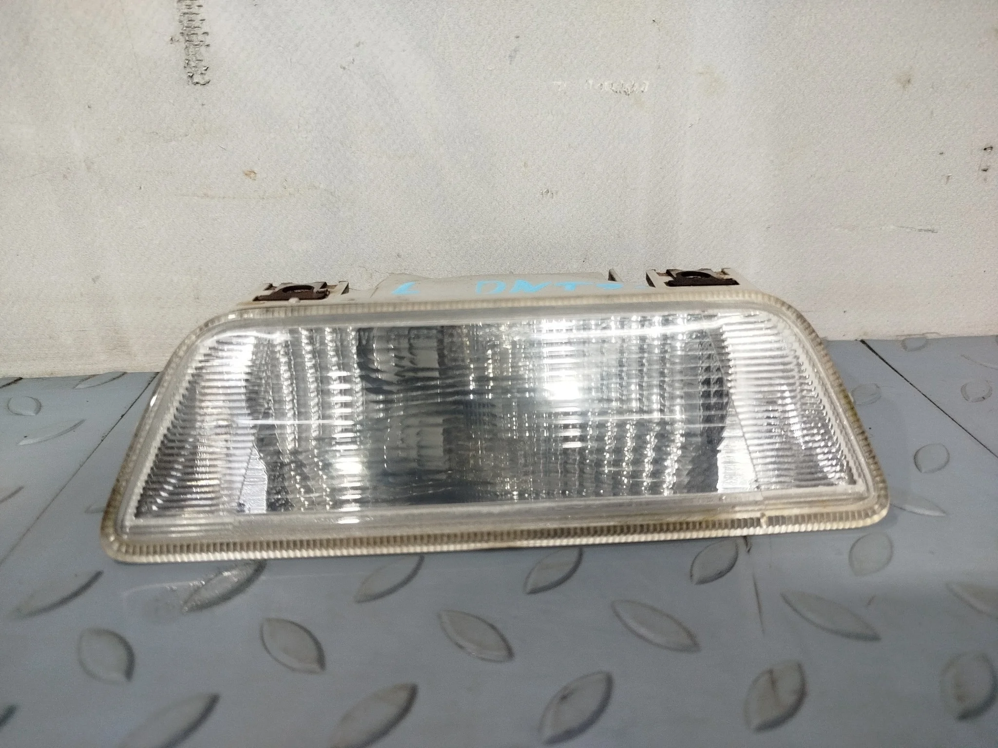 ФОНАРЬ ЗАДНЕГО ХОДА NISSAN ЛЕВО 26545JG00A