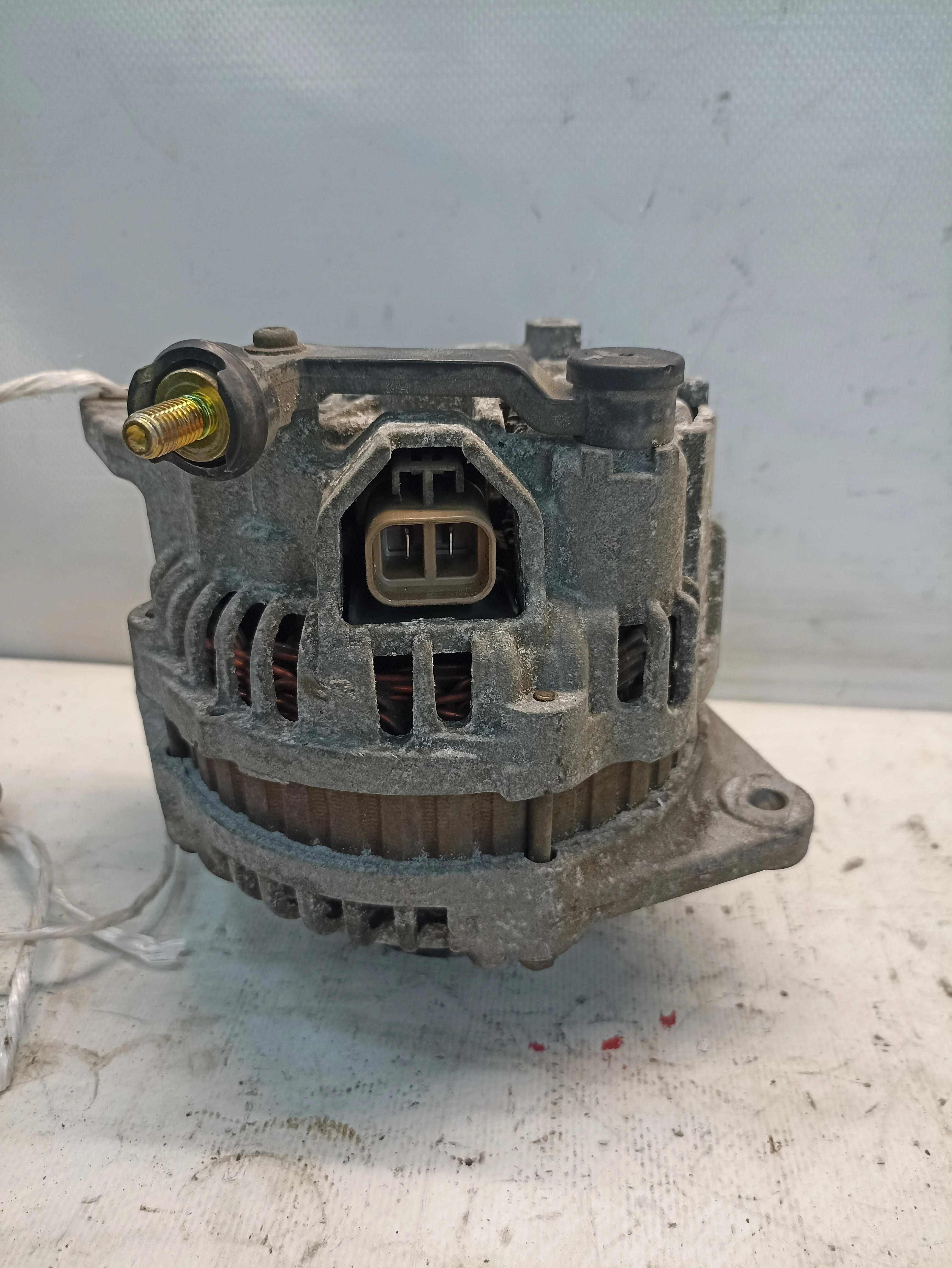 ГЕНЕРАТОР MAZDA FP3418300A S3877