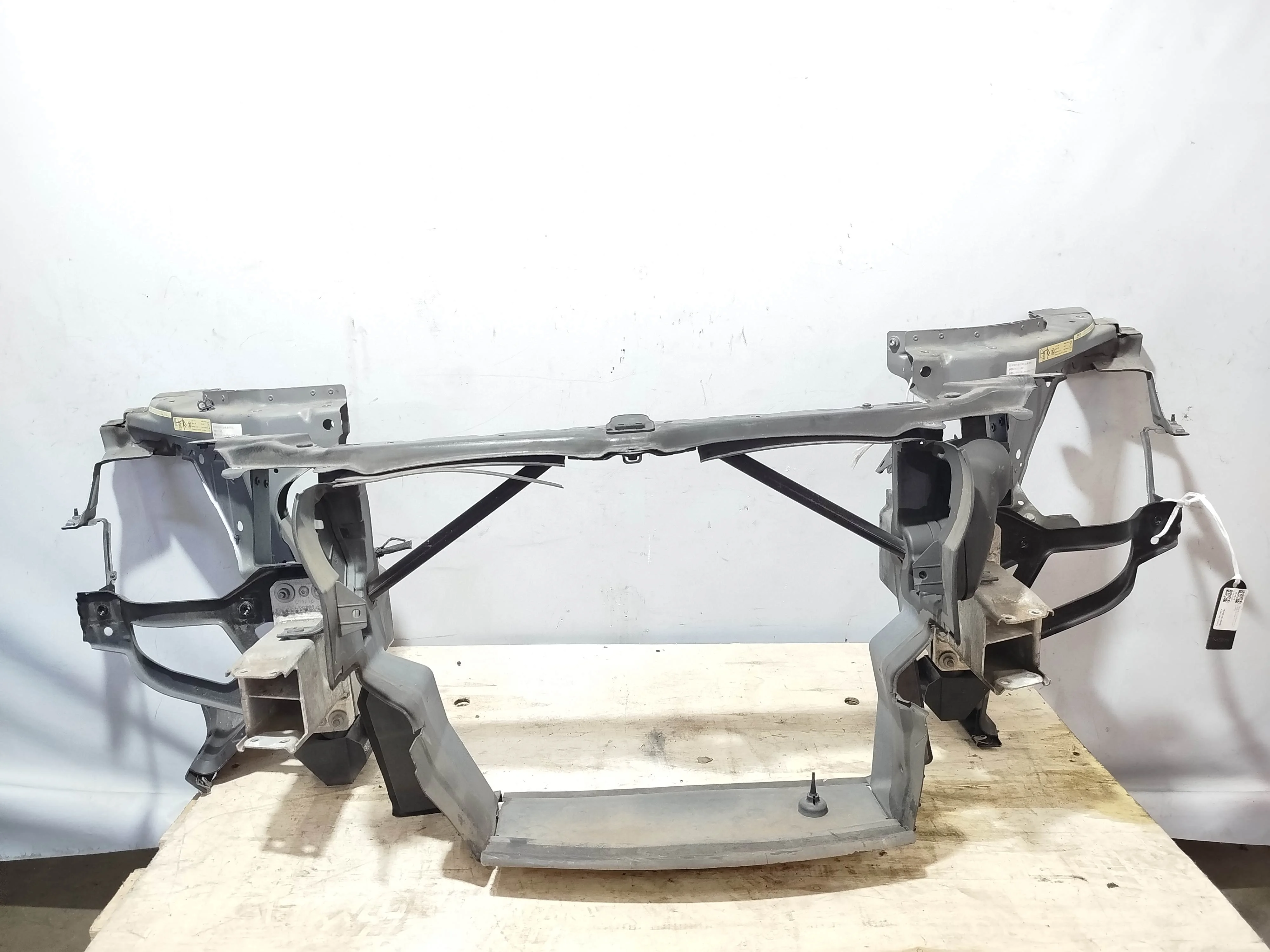 ТЕЛЕВИЗОР BMW 51647163462 серый NA6960Z