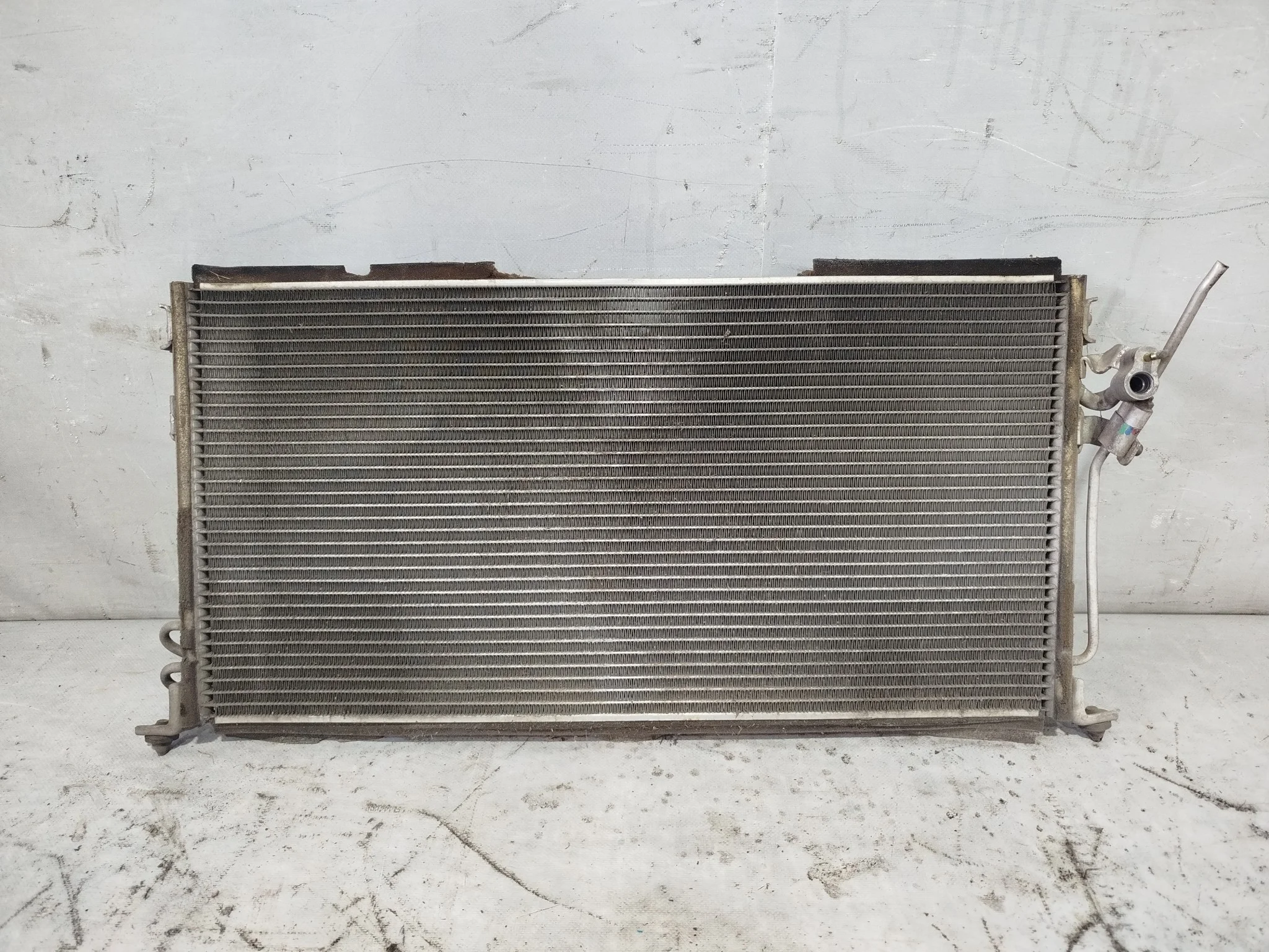 РАДИАТОР КОНДИЦИОНЕРА MITSUBISHI 7812A165 DY689Z