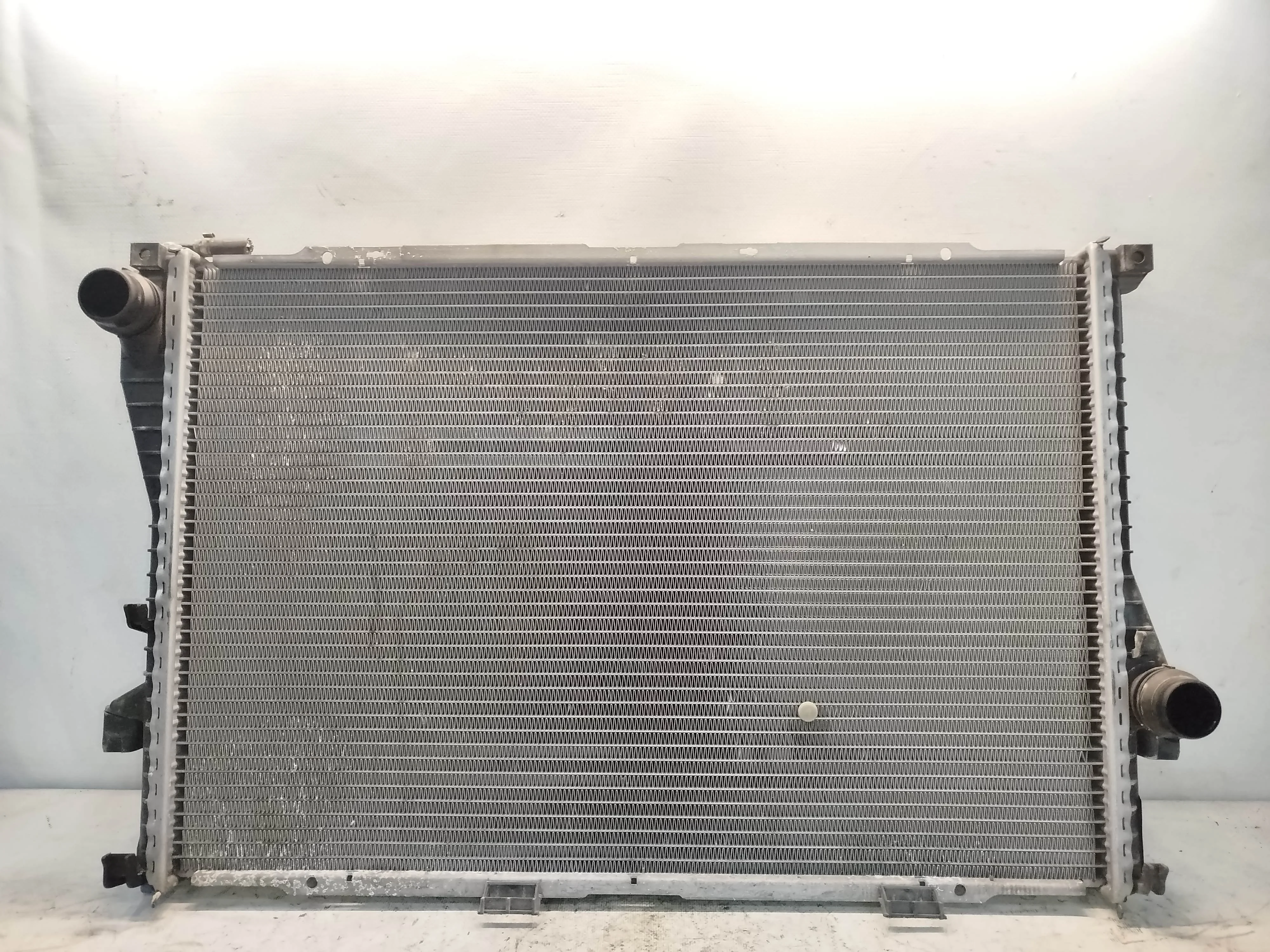 РАДИАТОР ДВИГАТЕЛЯ BMW 17111436060 DY366Z