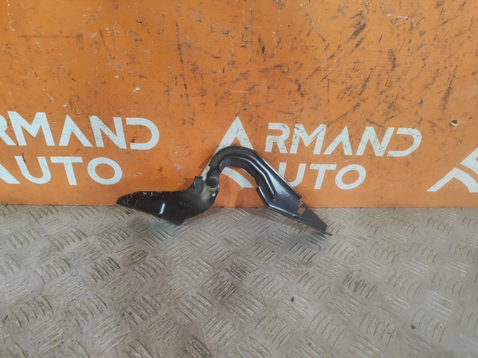 Петля капота Mitsubishi Outlander 2005-2013 XL