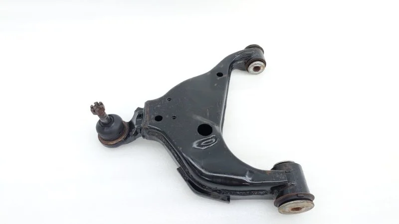 Рычаг подвески Toyota Fortuner 2021 GUN156