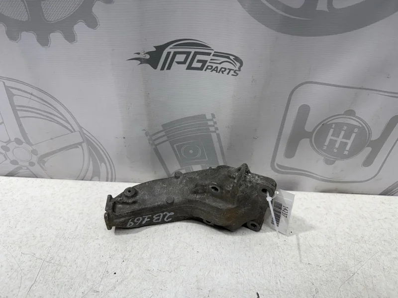 Кронштейн двигателя Mercedes-benz A W169