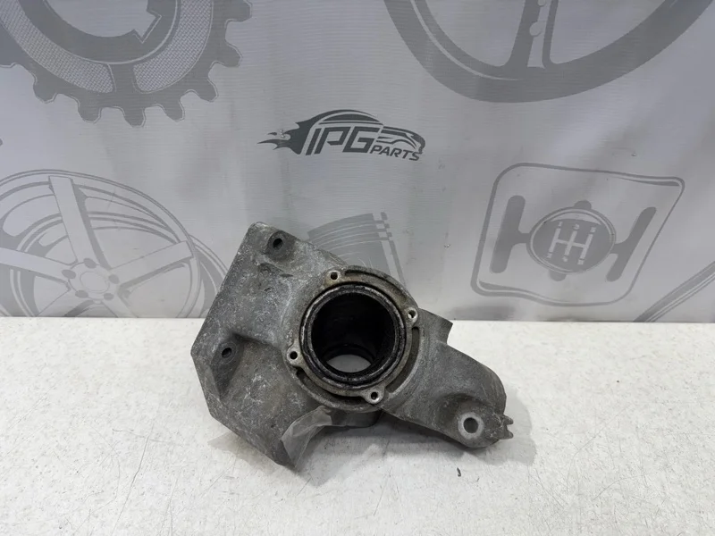 Кронштейн двигателя левый Mercedes-benz 2008 W211